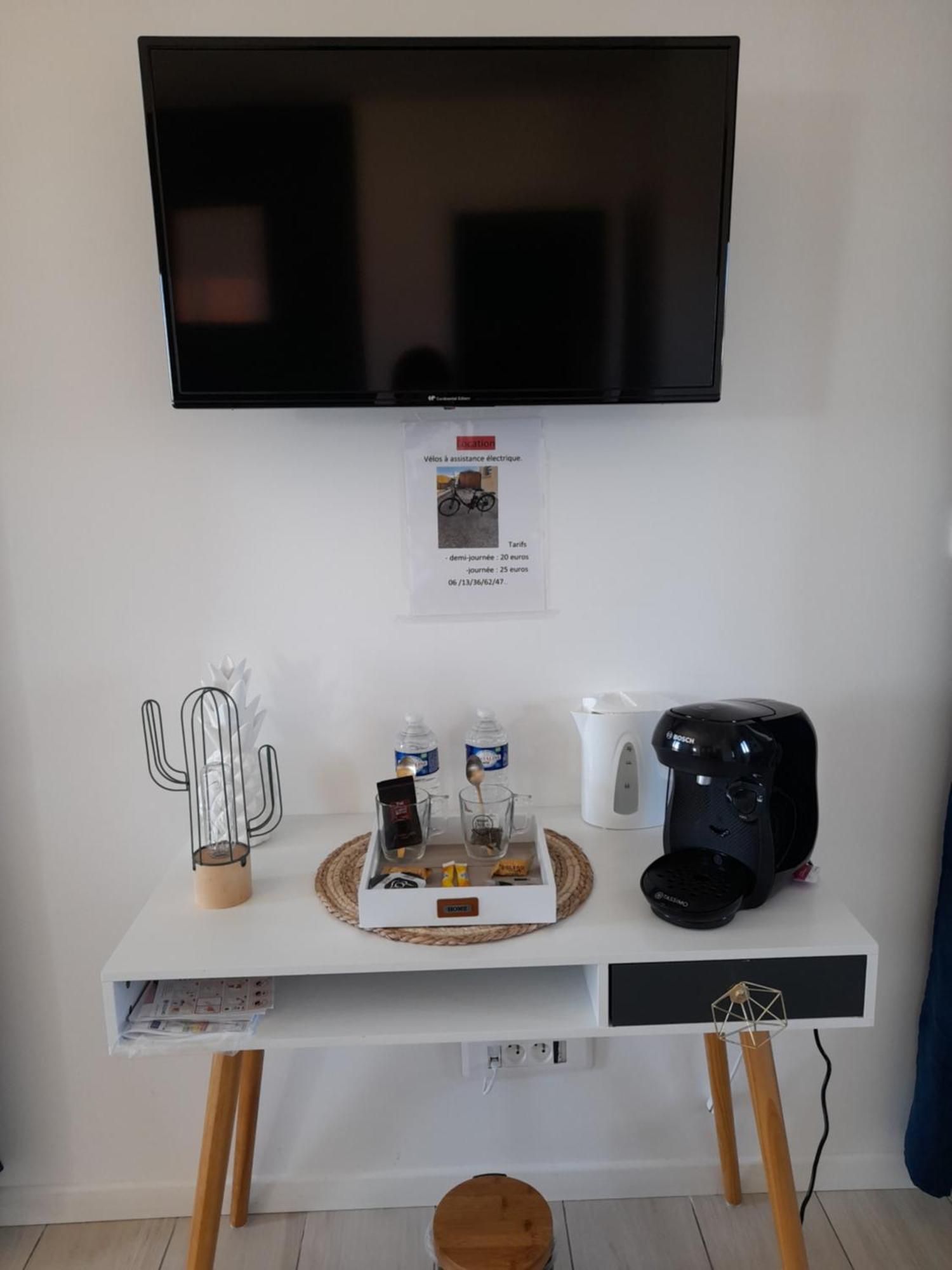 昂布勒特斯 两顶帽子旅馆酒店 外观 照片